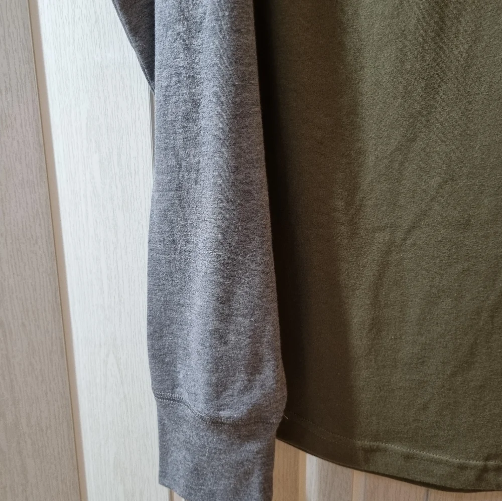 GAP shirt long sleeve great condition size M - Picture 4 of 6
